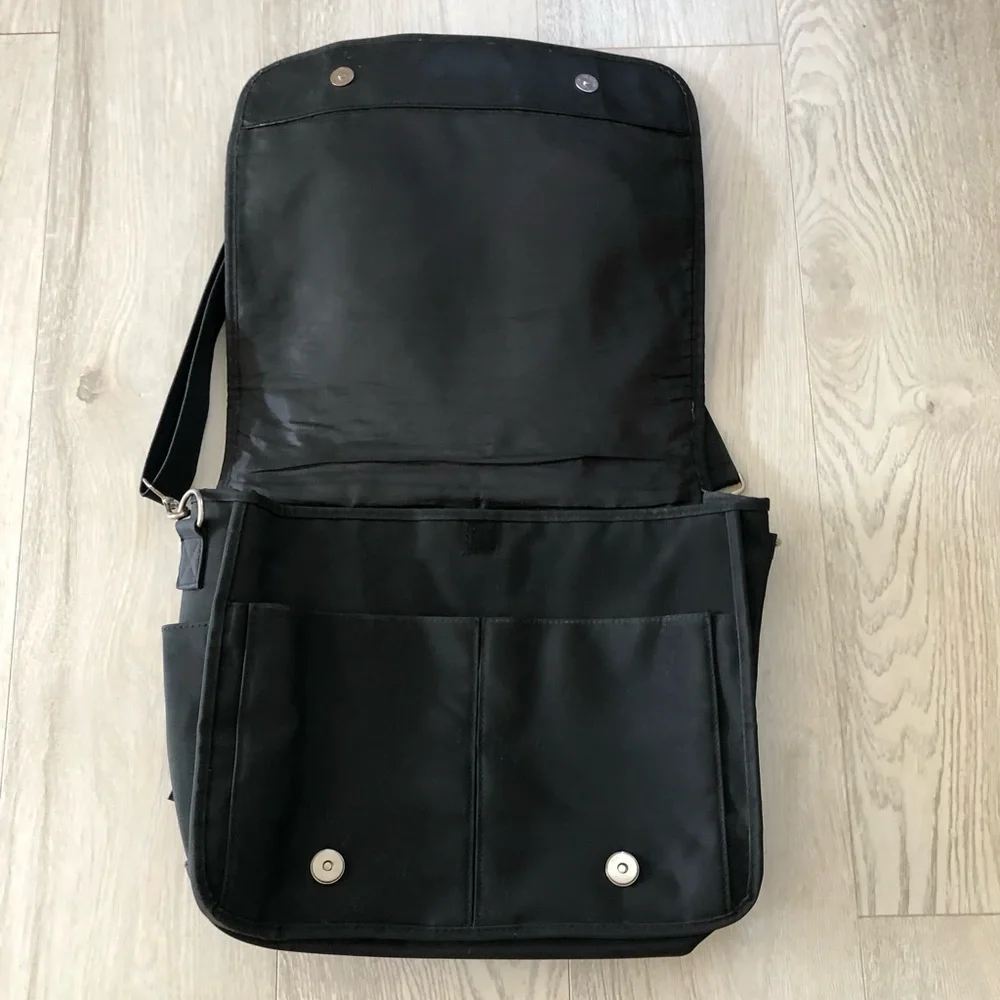 Rosetti New York Black Business Laptop Briefcase Bag - Picture 5 of 16